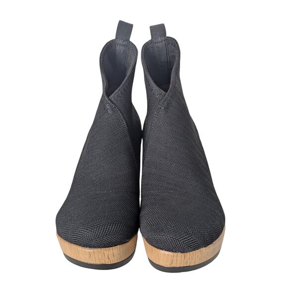 Charleston Shoe Company Sumter Wedge Ankle Boots in Black 8 - Picture 6 of 9